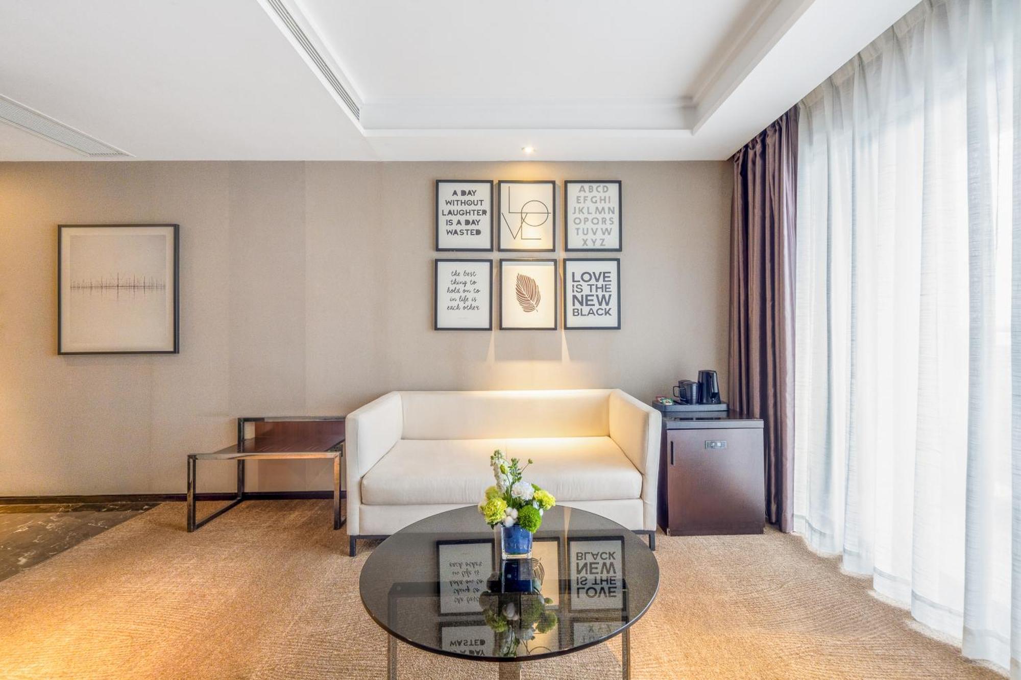 Zhonghao International Hotel Shenzhen Bagian luar foto